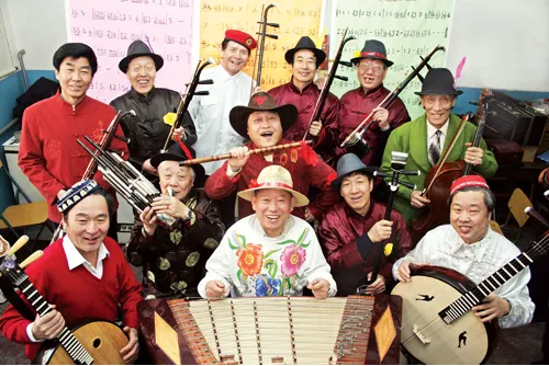 1650696229790085916.png 老人.png